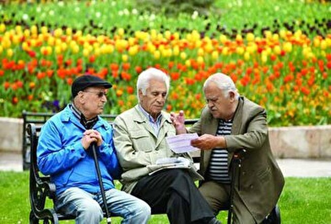 زمان و تاریخ دقیق واریز عیدی بازنشستگان تامین اجتماعی در سال ۱۴۰۲