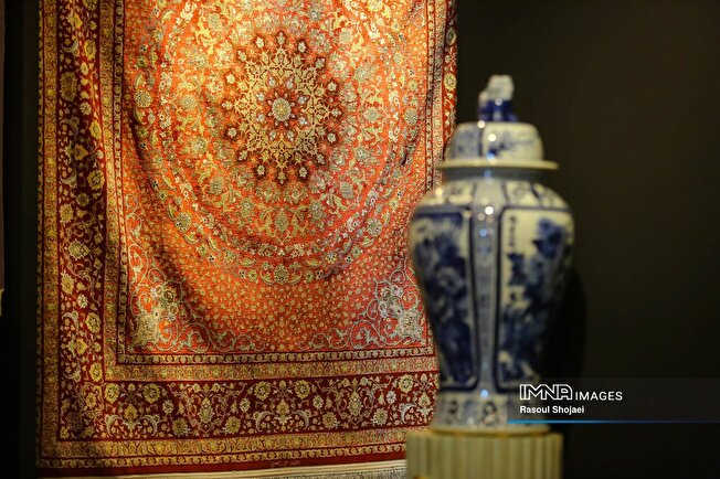 گره در گره‌های فرش دستباف ایرانی