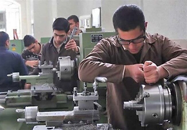 حضور دریافت کنندگان بیمه بیکاری در دوره‌ مهارت‌آموزی الزامی است