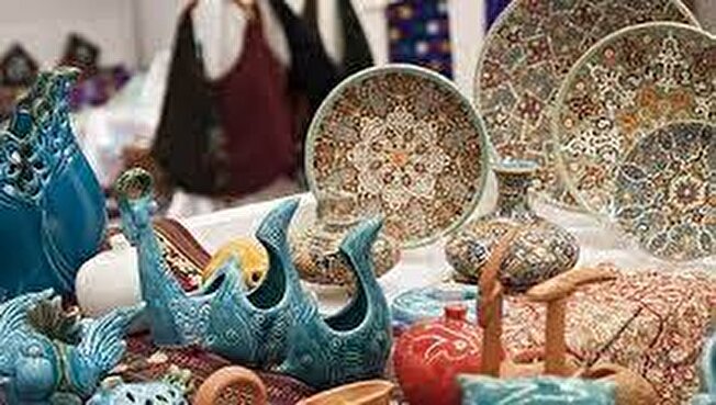 سهم ایران با داشتن ۲۹۵ نوع صنایع دستی تنها ۳۰۰ میلیون دلار است