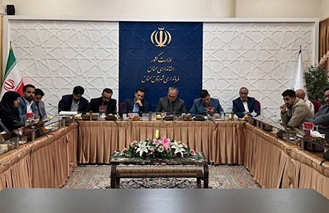 افتتاح و کلنگ زنی ۱۰۵ طرح عمرانی در شهرستان سمنان همزمان با دهه فجر