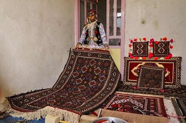 چرا صنعت فرش ایران رنگ باخته است؟