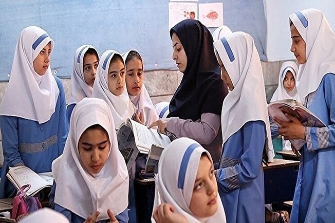 ۳۰۰۰ معلم جدید از مهرماه در مدارس استان کرمان مشغول به کار می‌شوند