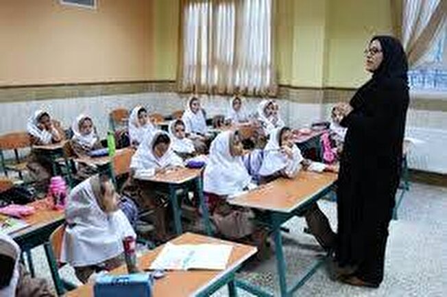«اجبار» بی‌نتیجه برای استمرار خدمت معلمان بازنشسته/ زور تسهیلات تشویقی چربید