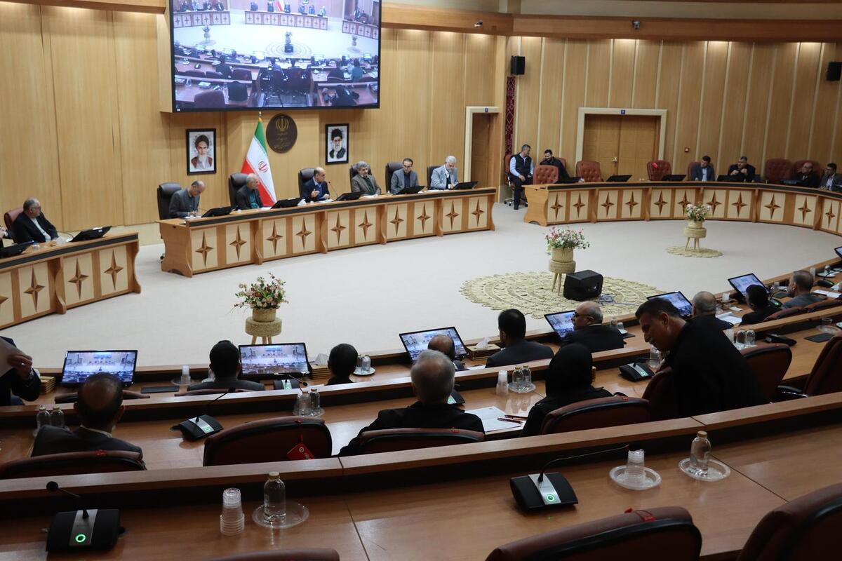 آمادگی دولت برای برداشتن موانع پیش‌روی تولید و کسب‌وکار در گیلان