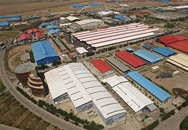 اشتغال بیش ۱۱۰۰۰۰۰ نفر در شهرکهای صنعتی کشور