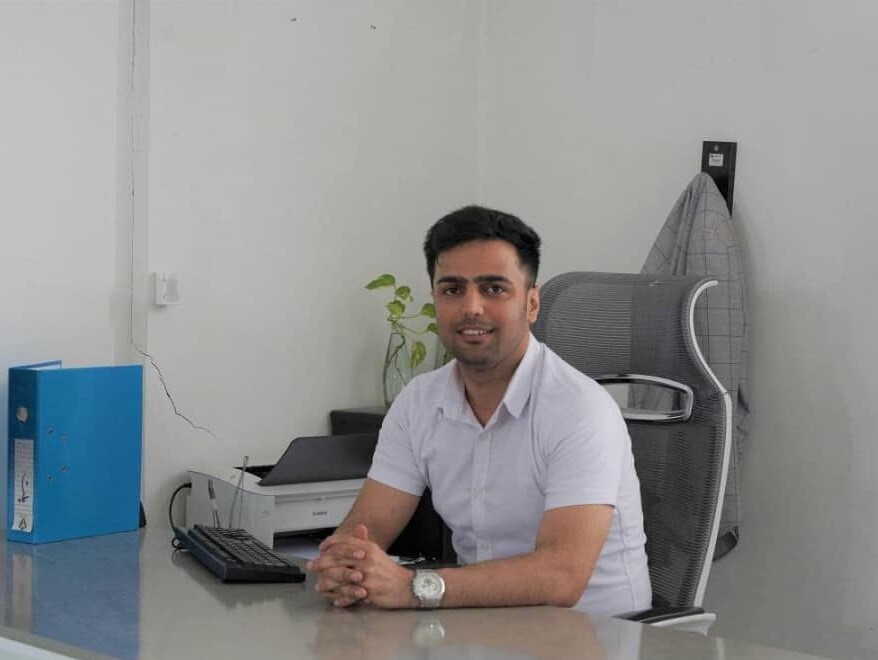 گفتگوی خواندنی کارآفرین جوان مشهدی با نشریه بازارکار:
شانس مجبور است به دنبال افرادی برود که هوشمندانه تلاش میکنند