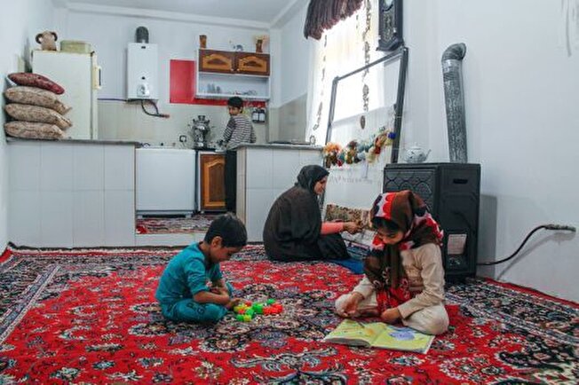 ایجاد بیش از ۱۰ هزار فرصت شغلی در سال ۱۴۰۳/ توانمندسازی زنان سرپرست خانوار با توسعه مشاغل خانگی