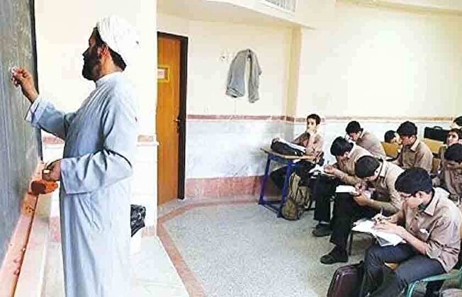 شیوه نامه جذب روحانی و سربازطلبه در مدارس سال ۱۴۰۴