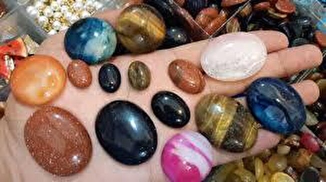 شورای راهبردی توسعه هنر صنعت گوهرسنگ‌های شرق کشور آغاز بکار کرد 