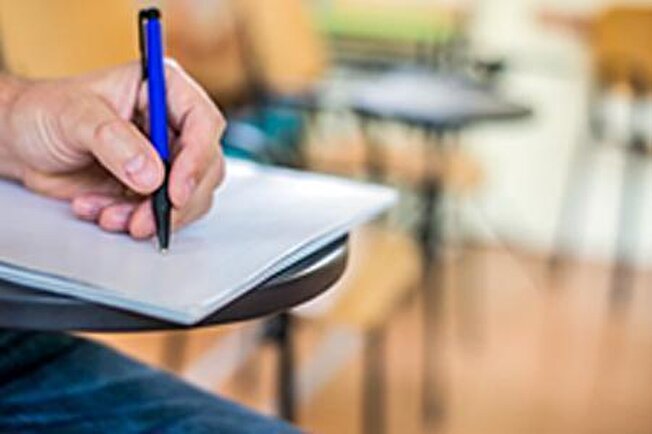 آزمون صلاحیت حرفهای روانشناسی و اخذ پروانه نظام روانشناسان
