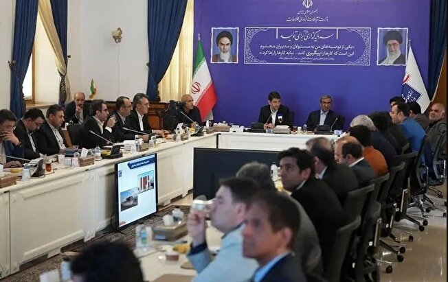 وزیر ارتباطات و فناوری اطلاعات:
پارک فناوری اطلاعات شهید فکوری به منطقه ویژه اقتصادی تبدیل شود