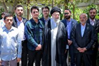 دیدار صمیمانه مدال‌آوران باشگاه دانش‌پژوهان جوان با مقام معظم رهبری