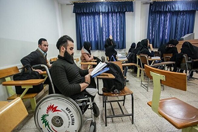 آئین‌نامه حمایت از دانشجویان معلول تدوین می‌شود