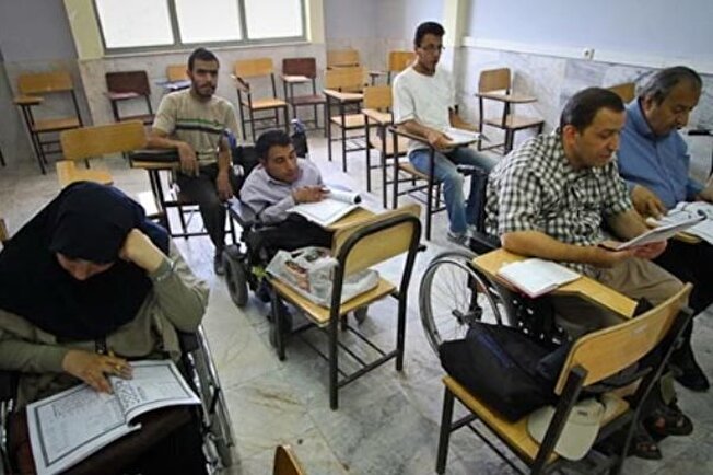 آئین‌نامه حمایت از دانشجویان معلول تدوین می‌شود