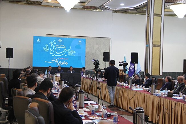 تعاونی‌ها باید جایگزین قراردادهای پیمانكاری شوند/ «دموكراسی اقتصادی» مشكلات را حل می‌كند