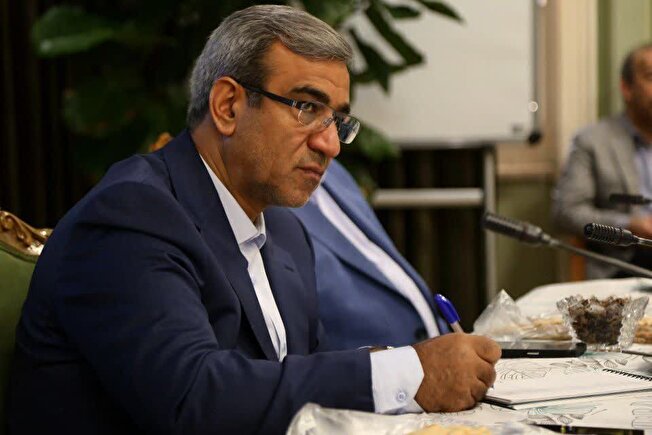 استاندار: صنعت خودروسازی باید موتور پیشران توسعه خراسان رضوی باشد