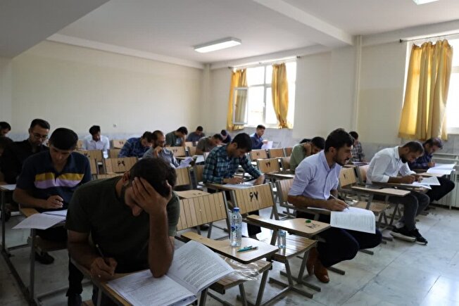 آزمون استخدامی وزارت آموزش و پرورش در چهارمحال و بختیاری برگزار شد