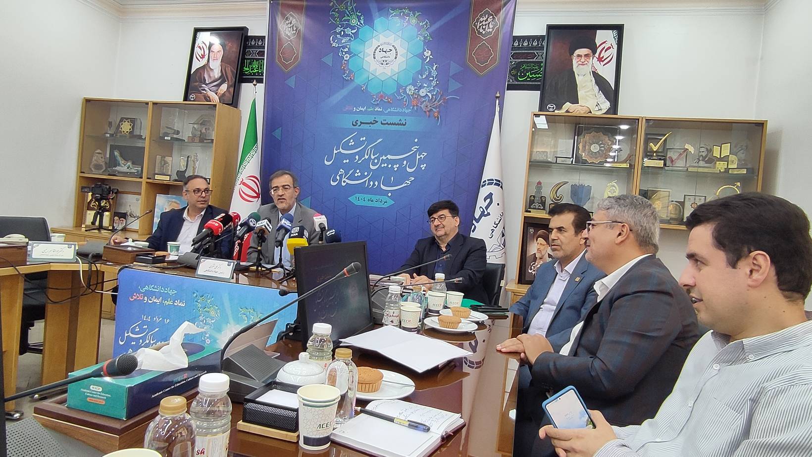 اطلاع رسانی و توسعه اشتغال و حل مشکل کارآفرینی دانش آموختگان/ سامانه عضویت و جذب دانشجویان در جهاد دانشگاهی راه اندازی می شود