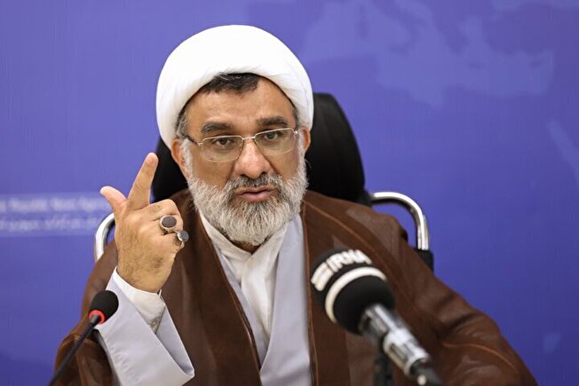 احتمال تصویب افزایش سن جذب معلمان وجود دارد