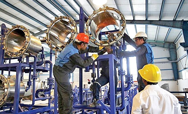 ۲ فاکتور مهم بازار کار ایران/ چالش‌های بازار کار از دستمزد ناکافی تا اشتغال غیررسمی