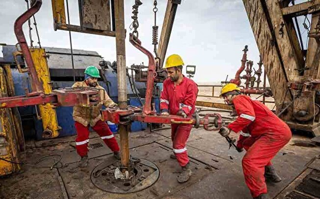 استخدام مهندس ناظر، مکانیک، کارشناس فرآیند، مهندس شیمی و نیروهای فنی در شرکت های نفتی