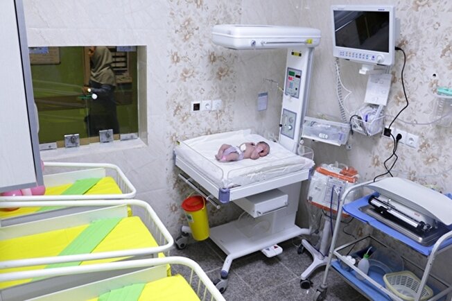 از دانشجویی تا کارآفرینی/ اختراع بانوی جوان مشهدی نجات بخش نوزادان