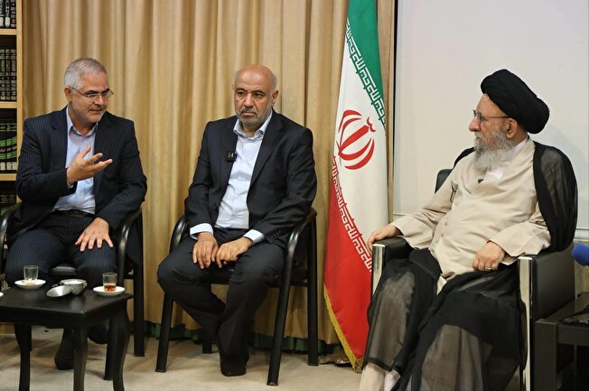 رئیس جمهور و وزرا در شرایطی سخت کار را برعهده گرفتند باید به شما خسته نباشید گفت