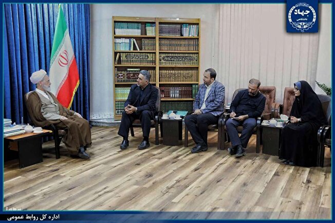 تقدیر مدیر حوزه‌های علمیه کشور از جهاددانشگاهی و خبرگزاری ایکنا/ تاکید بر تقویت همکاری در ترویج معارف قرآنی