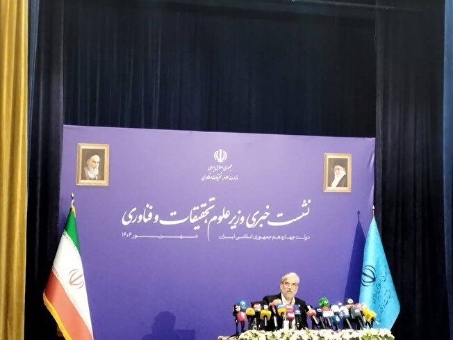 ۱۰ هزار واحد کسب و کار در پارک‌های علم و فناوری تسهیلات می گیرند/ تأثیر تحریم‌ها بر دانشگاه‌ها محدود است