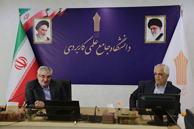 *تحول آموزش‌های مهارتی و تربیت نیروی انسانی ماهر در کارخانجات صنایع خودروسازی کرمان با همکاری دانشگاه جامع علمی‌ کاربردی*