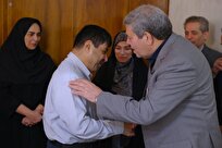 گزارشی از بازدید رئیس سازمان بهزیستی از مرکز نابینایان رودکی گزارشی از بازدید رئیس سازمان بهزیستی از مرکز نابینایان رودکی
