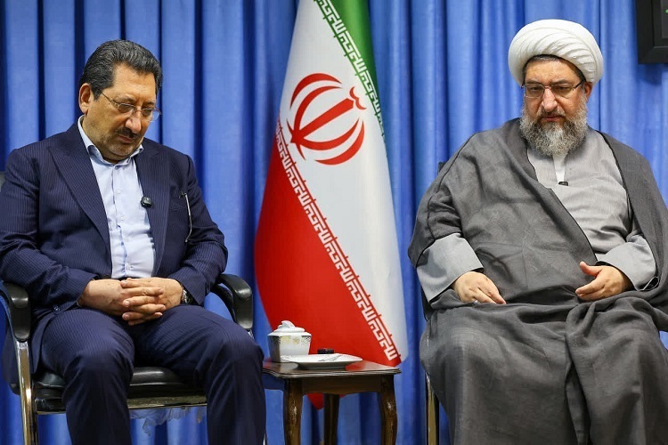 دولت حامی مردم و تسهیل‌گر مسیر تولید باشد