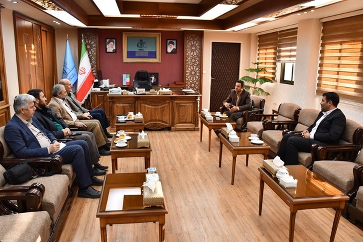 بررسی زمینههای همکاری میان دانشگاه تبریز و سازمان جهاددانشگاهی آذربایجان شرقی
