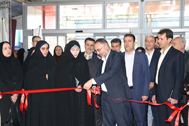 افتتاح نمایشگاه ملی پوشاک گوهر شاد در ارومیه