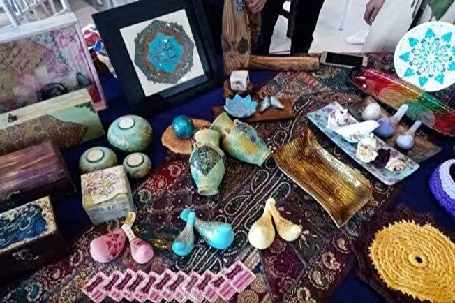 گردشگری، صنایع‌دستی را رونق می‌بخشد