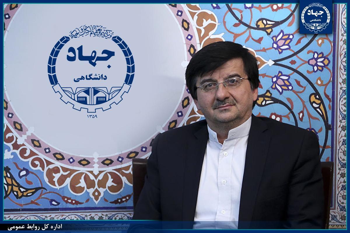 موفقیت با بهره‌گیری از فرصت‌های یادگیری و حضور در دانشگاه معنا دارد