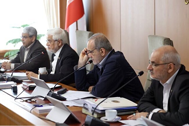 تاکید پزشکیان بر ضرورت حمایت از رویکردهای دانش‌بنیان