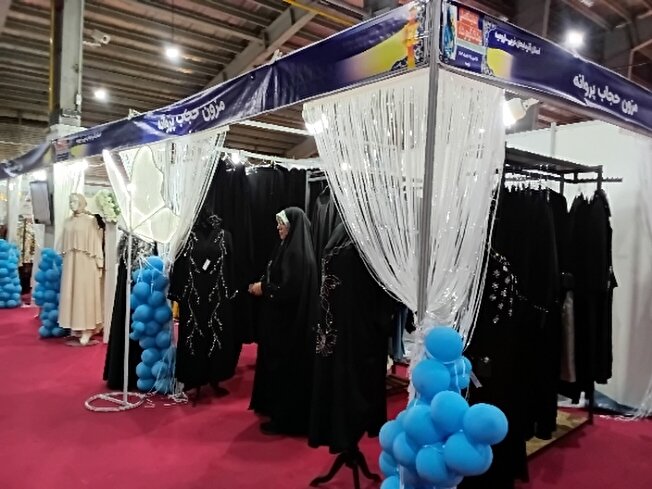 پروانه‌ای که با نخ ایمان و هنر، پوشش ایرانی اسلامی را جلوه‌ای زیباتر بخشید