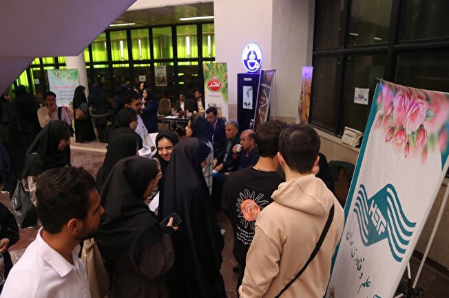 میز خدمت اداره کل تعاون، کار و رفاه اجتماعی همدان در دانشگاه ابوعلی سینا برگزار شد