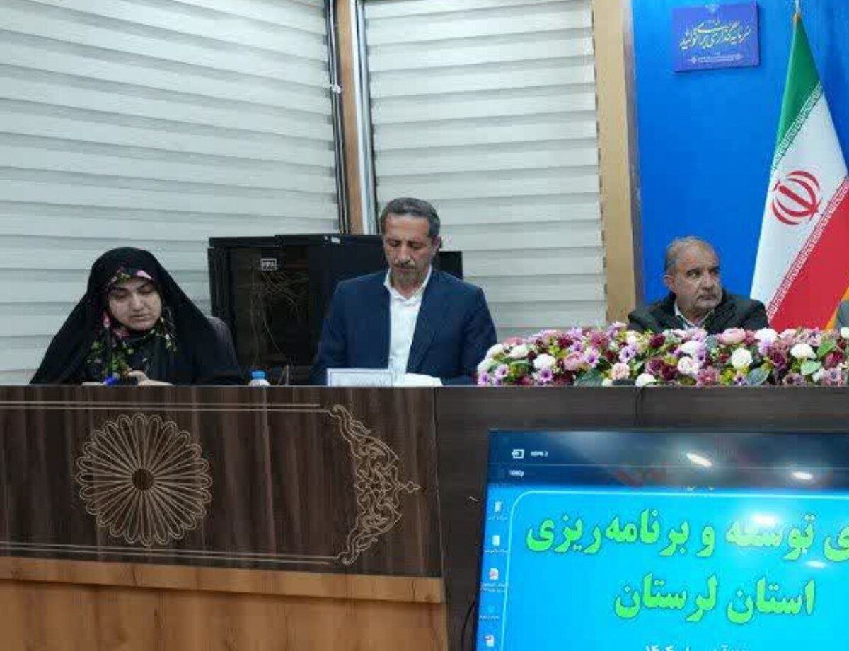 لرستان قابلیت تبدیل به هاب اکوتوریسم را دارد