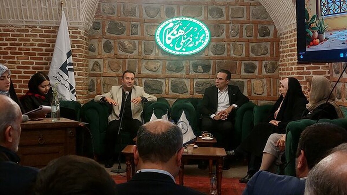دومین نشست «ساو» با حضور پرشور دانشجویان و علاقه‌مندان کارآفرینی در تبریز برگزار شد