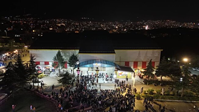 قاپ پایانی چهارمین جشنواره و نمایشگاه بینالمللی غذاهای سنتی و محلی ارومیه با حضور معاون صنایع دستی کشور