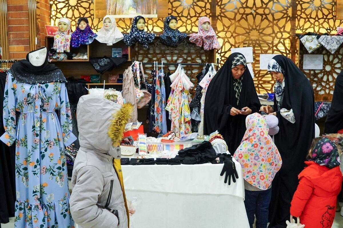 فرصت اشتغال آفرینی برای مادران ارزش آفرین: 
برپایی ماهانه بازارچه «سرای خاتون» در مشهد