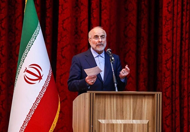 قالیباف: جهاددانشگاهی محلی است که نیاز رابطه میان جامعه و دانشگاه و تبدیل علم به فناوری را بر عهده دارد