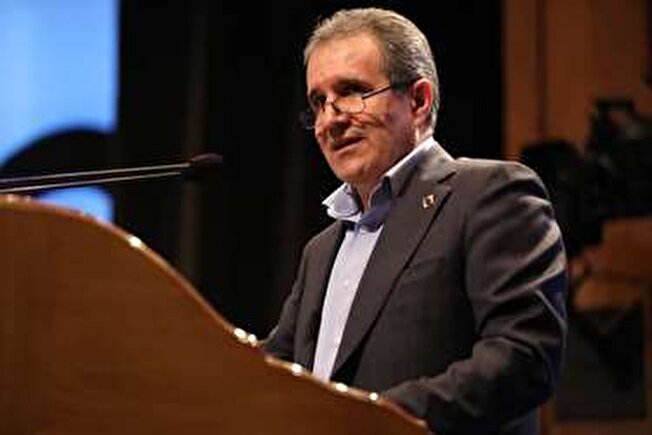 رونمایی از بسته حمایتی دولت برای ۱۰۰ بنگاه برتر کوچک و متوسط بزودی انجام می شود