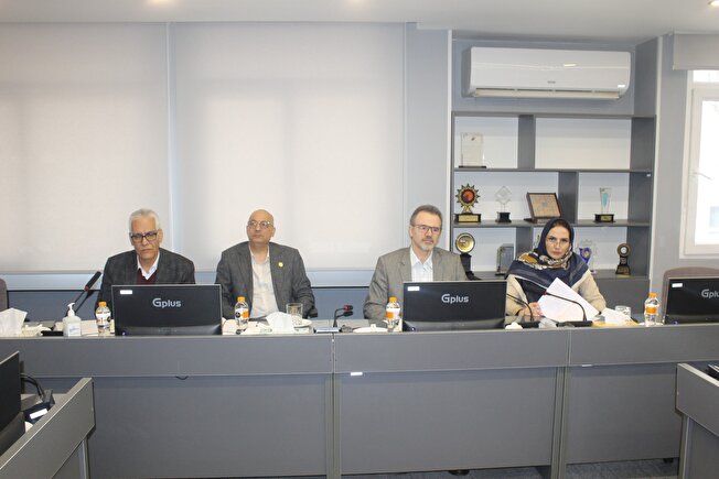 نشست تخصصی پژوهش‌های علمی و توسعه ایرانی همزمان با هفته پژوهش و فناوری برگزار شد