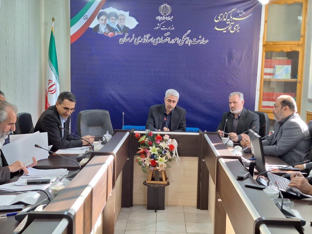 کمبود مواد غذایی و کالای اساسی در لرستان وجود ندارد