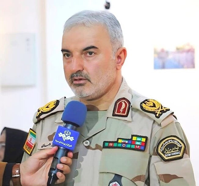 ضربه سنگين مرزبانان هنگ مرزي سردشت به قاچاقچيان دخانيات و کشف 300 هزار نخ سيگار قاچاق