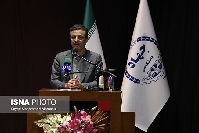 معاون اقتصادی استاندار خراسان رضوی:
جهاد دانشگاهی زبان صنعت و دانشگاه را متوجه می‌شود